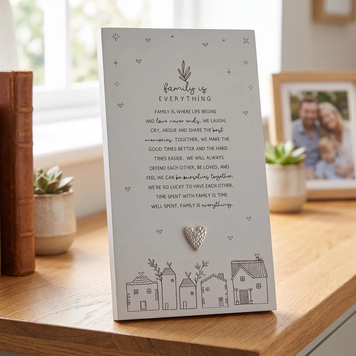 ❤️✨Family Is Everything Plaque Gift – Standing Plaque With Sentimental Quote & Raised Heart