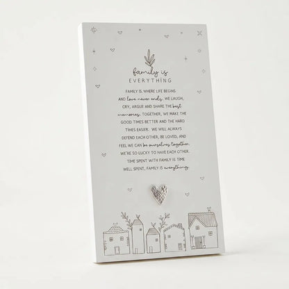 ❤️✨Family Is Everything Plaque Gift – Standing Plaque With Sentimental Quote & Raised Heart