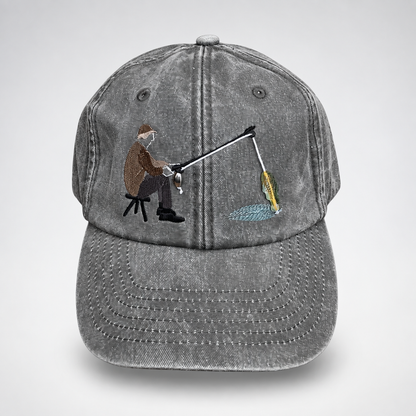 🎣🧢 Catch of the Day Interactive Fishing Cap –🎁 Vintage Washed Moving Fish Hat